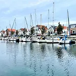 Holiday Home Den Osse